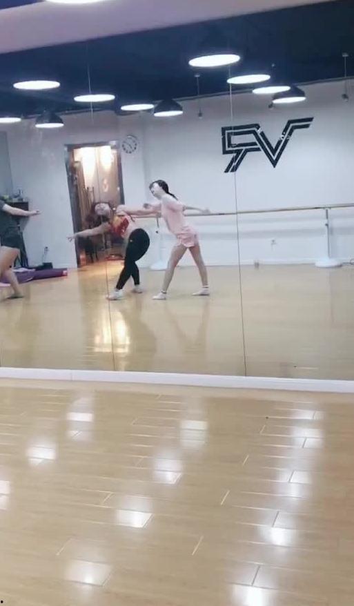 舞台舞蹈吃瓜视频,揭秘幕后花絮与精彩瞬间